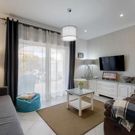 Apartment Bambus House Blue *