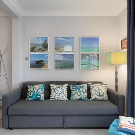 Bambus House Blue Apartment Quarteira