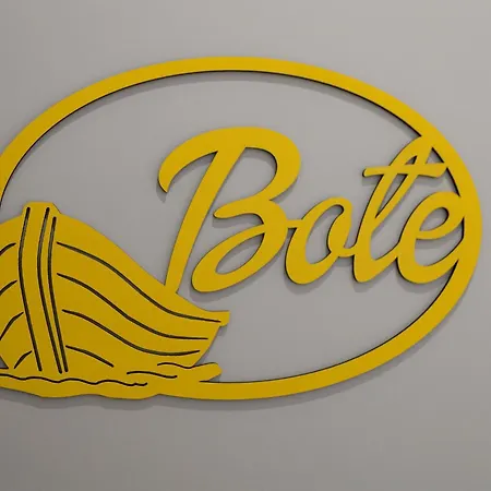 Bambus House Blue 쿼테이라