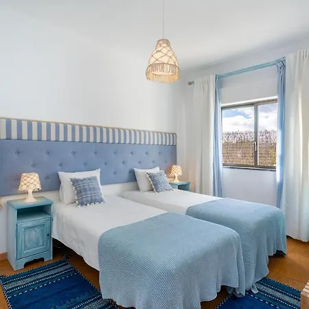 Bambus House Blue * Quarteira
