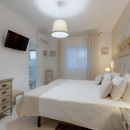 Bambus House Blue * Quarteira